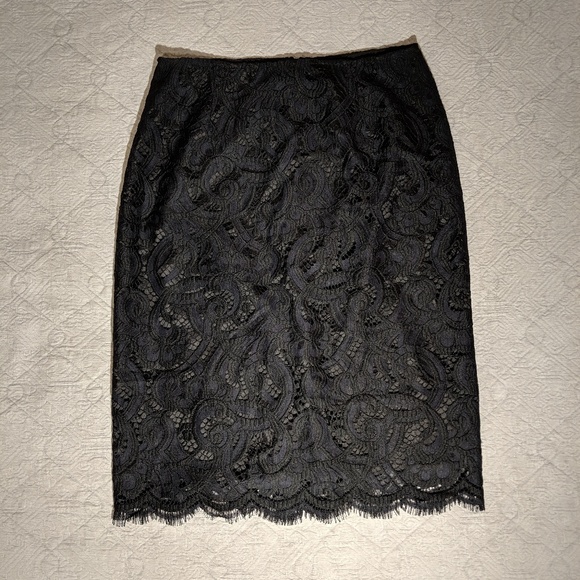 Lilly Pulitzer Black Lace Hyacinth Pencil Skirt - Picture 6 of 8